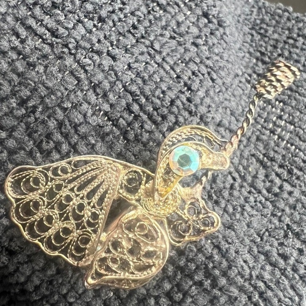 Vintage Spun Silver Gild Angel AB Eye Playing Horn Filigree 3.8g 1.75"